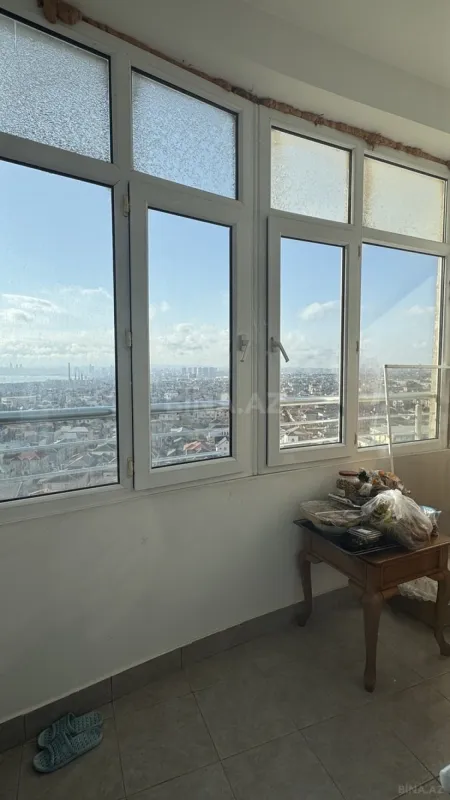 Satılır 4 otaqlı mənzil 112.1 m²