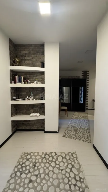 Satılır 4 otaqlı mənzil 112.1 m²