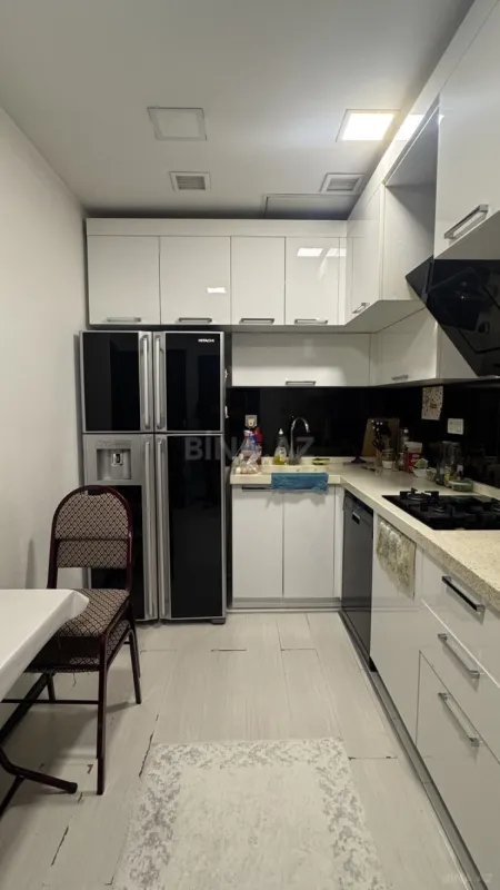 Satılır 4 otaqlı mənzil 112.1 m²