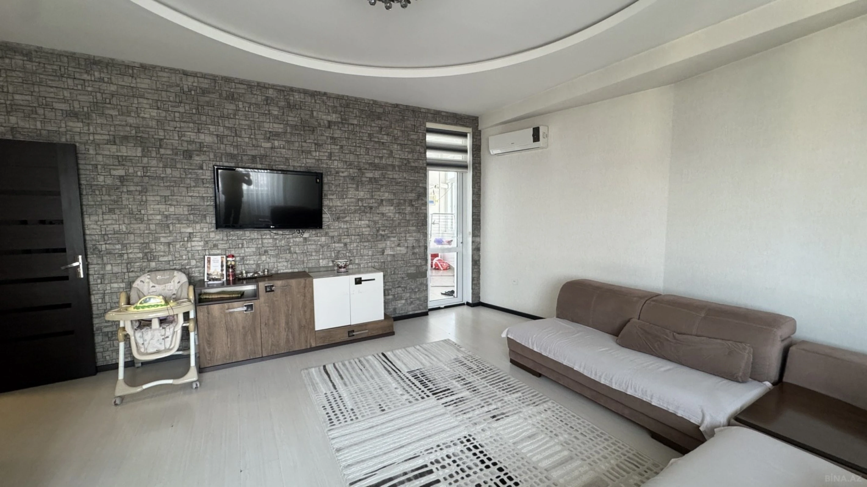 Satılır 4 otaqlı mənzil 112.1 m²