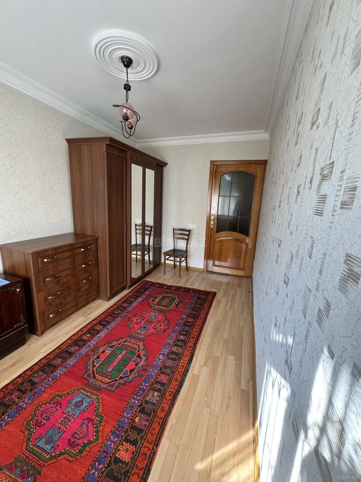 Kirayə verilir 4 otaqlı mənzil 90 m²