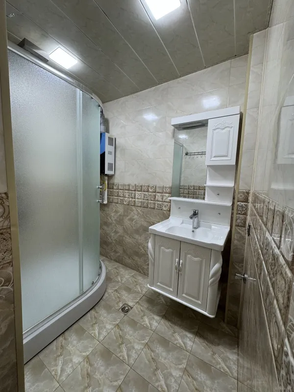 Kirayə verilir 4 otaqlı mənzil 90 m²