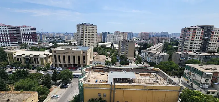 Satılır 3 otaqlı mənzil 80 m²