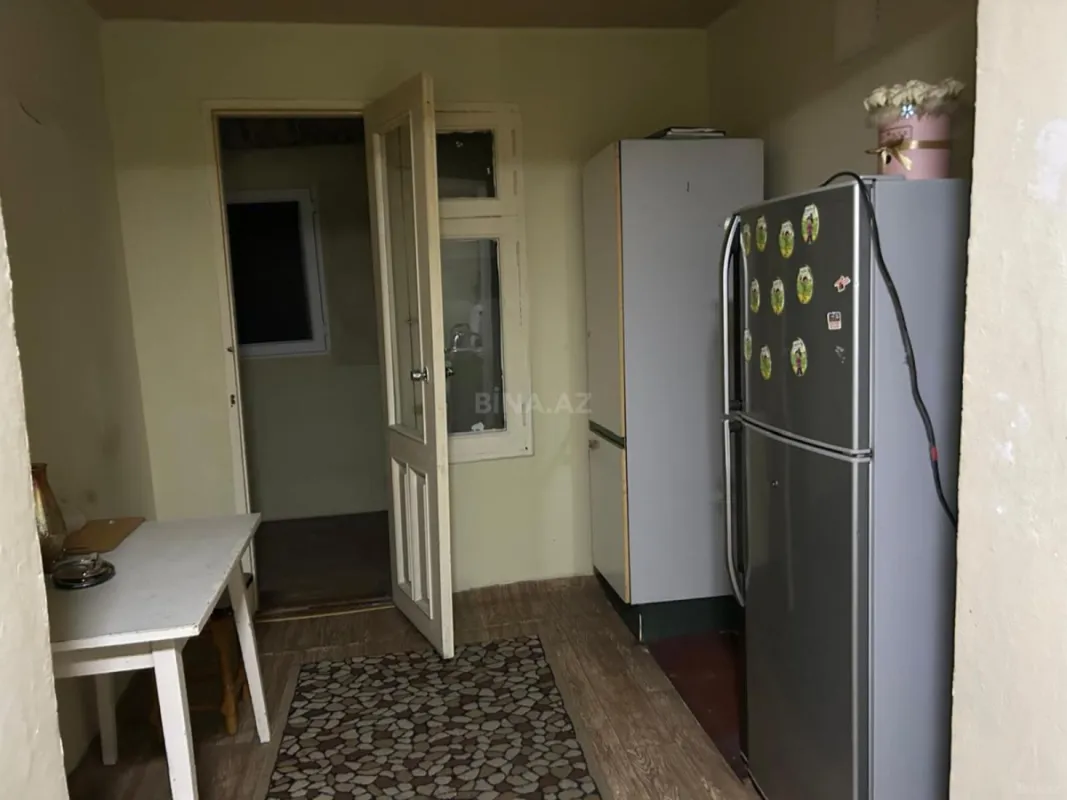 Kirayə verilir 2 otaqlı mənzil 70 m²