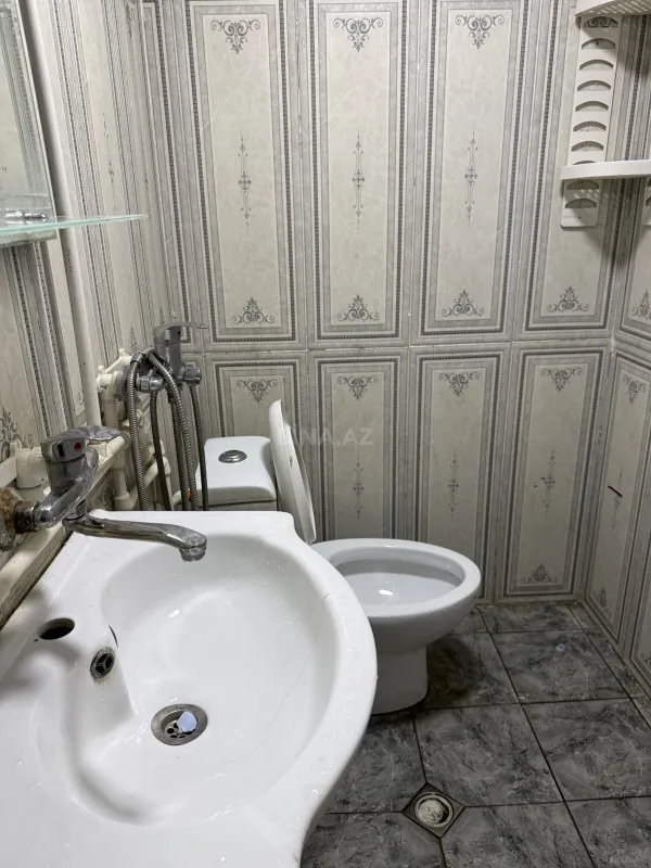 Satılır 1 otaqlı mənzil 45 m²