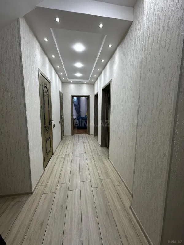 Satılır 5 otaqlı həyət evi 170 m²