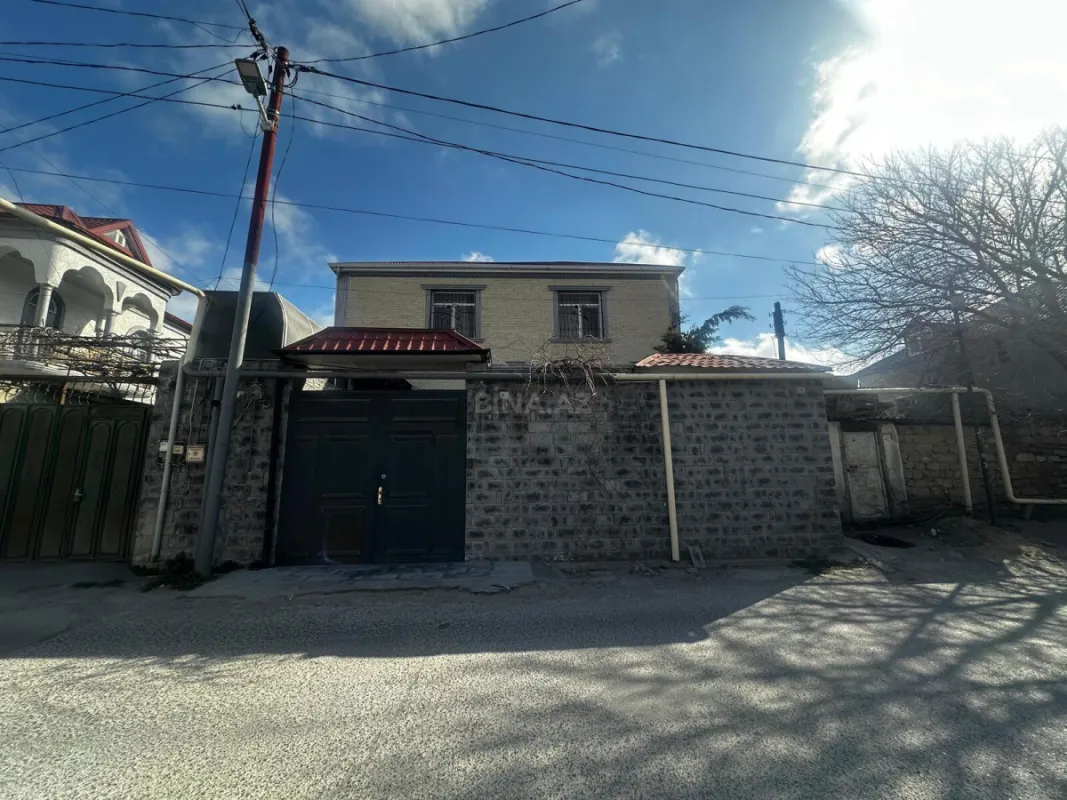 Satılır 5 otaqlı həyət evi 170 m²