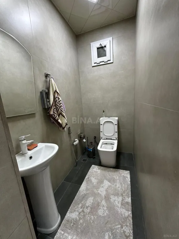 Satılır 5 otaqlı həyət evi 170 m²