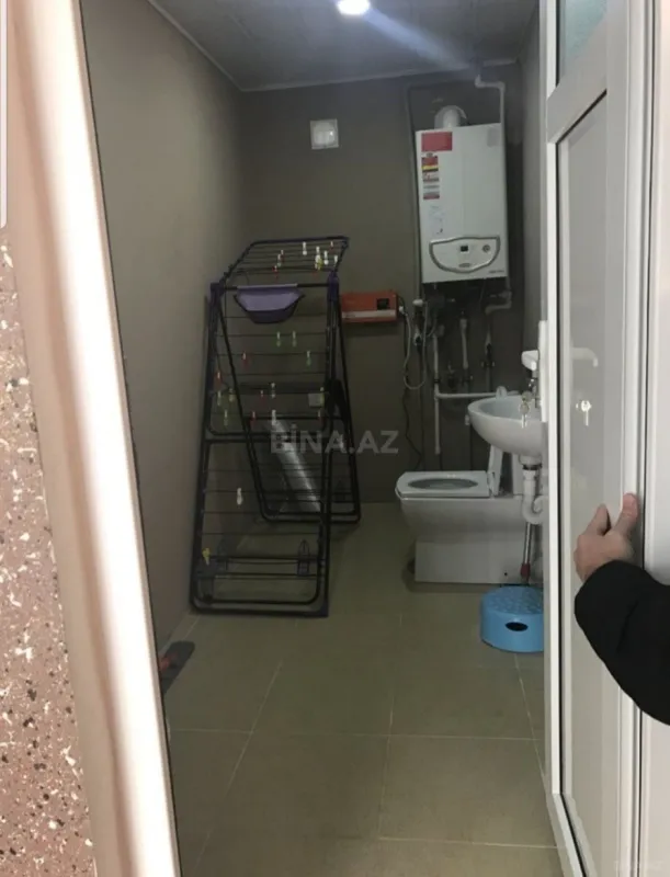 Satılır 5 otaqlı həyət evi 160 m²