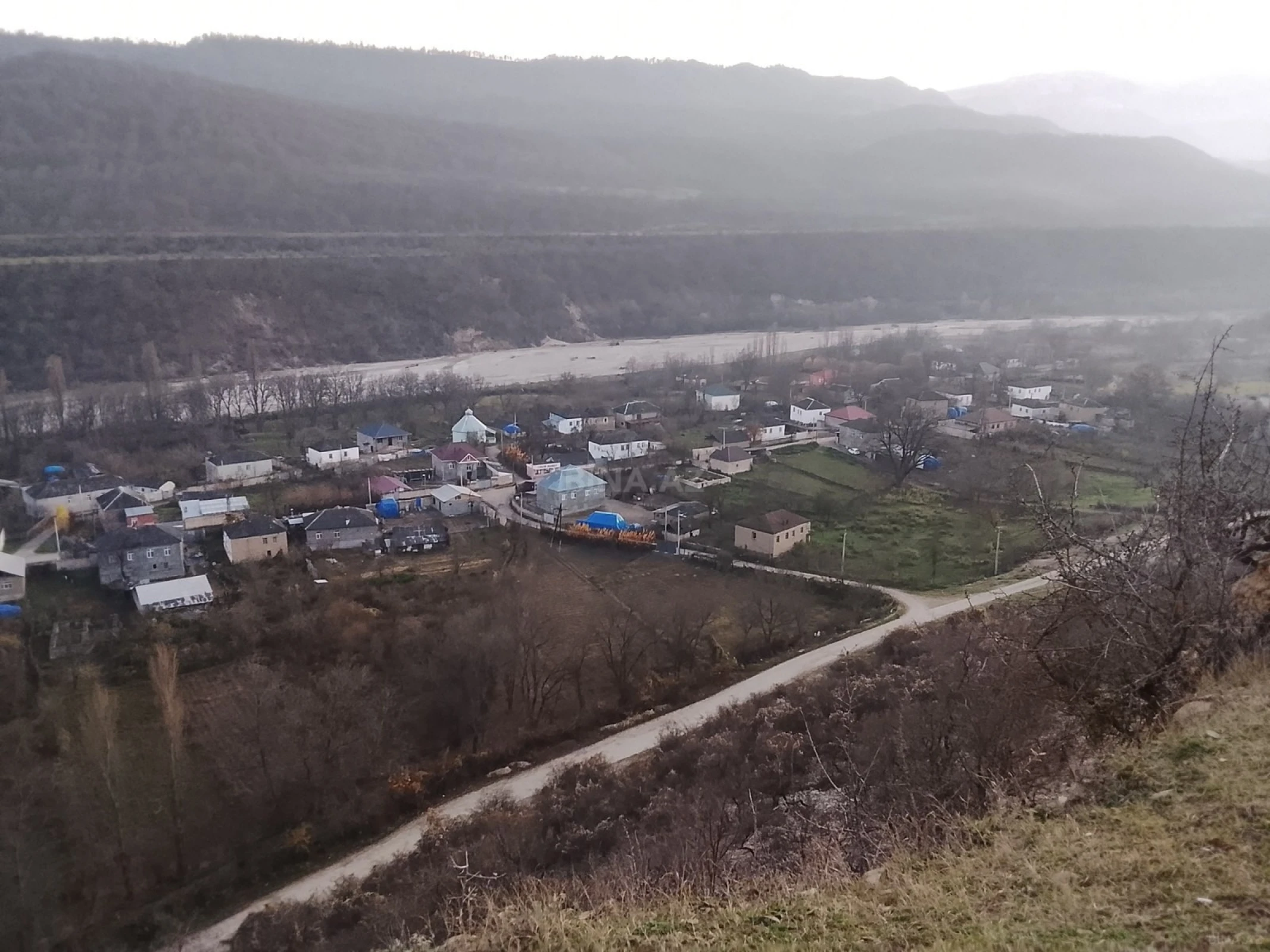 Satılır torpaq sahəsi 10 m²