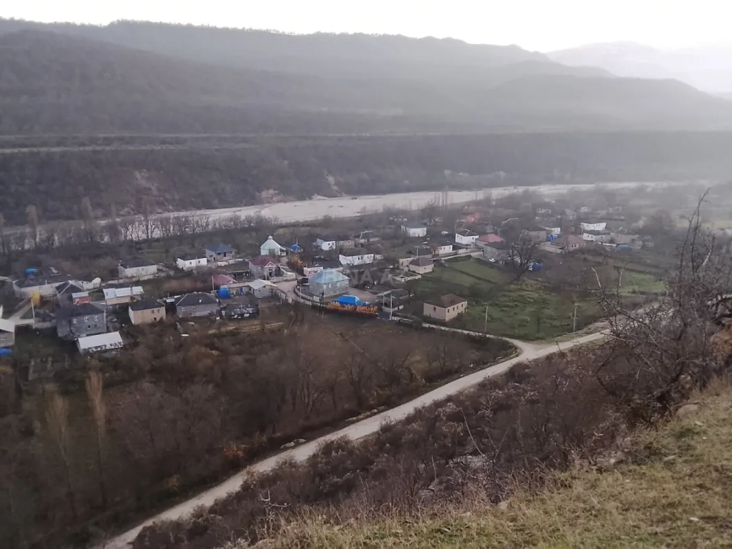 Satılır torpaq sahəsi 10 m²