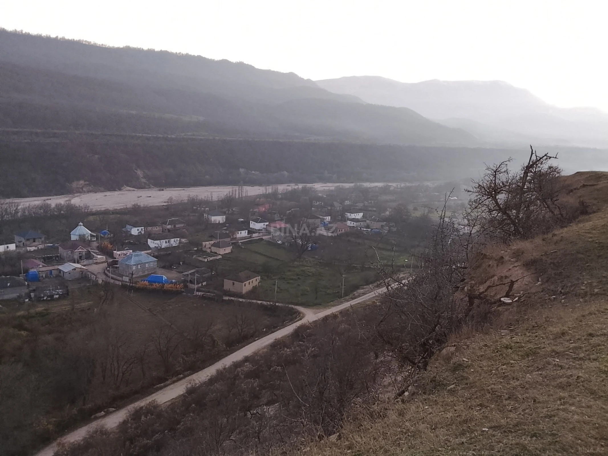 Satılır torpaq sahəsi 10 m²