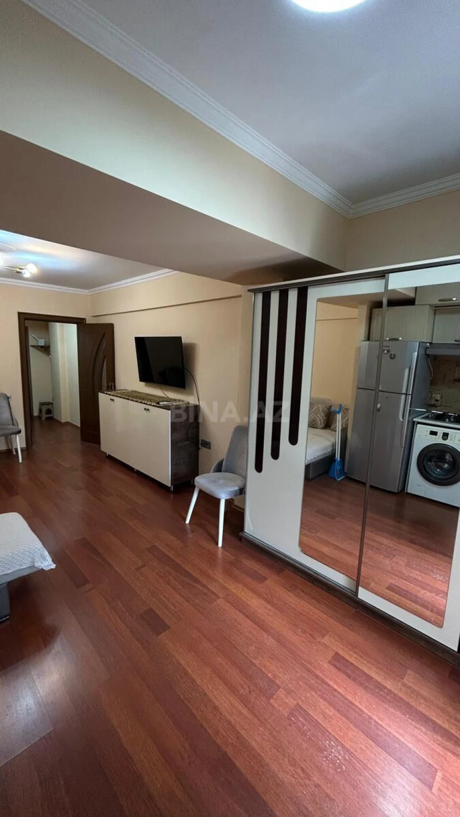 Satılır 1 otaqlı mənzil 40 m²
