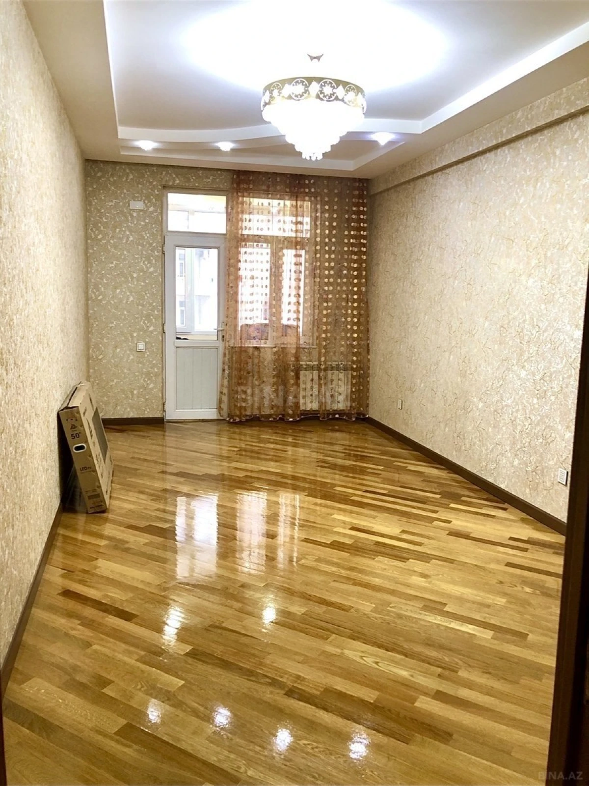 Satılır 3 otaqlı mənzil 103 m²