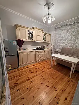 Kirayə verilir 4 otaqlı həyət evi 130 m²