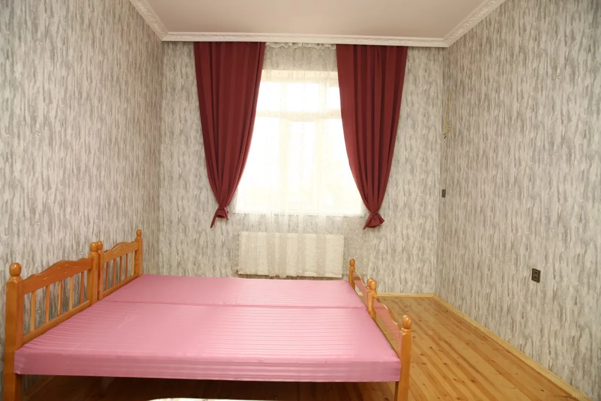 Kirayə verilir 1 otaqlı həyət evi 40 m²