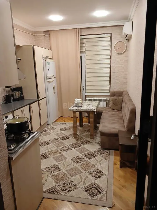 Satılır 2 otaqlı mənzil 78 m²