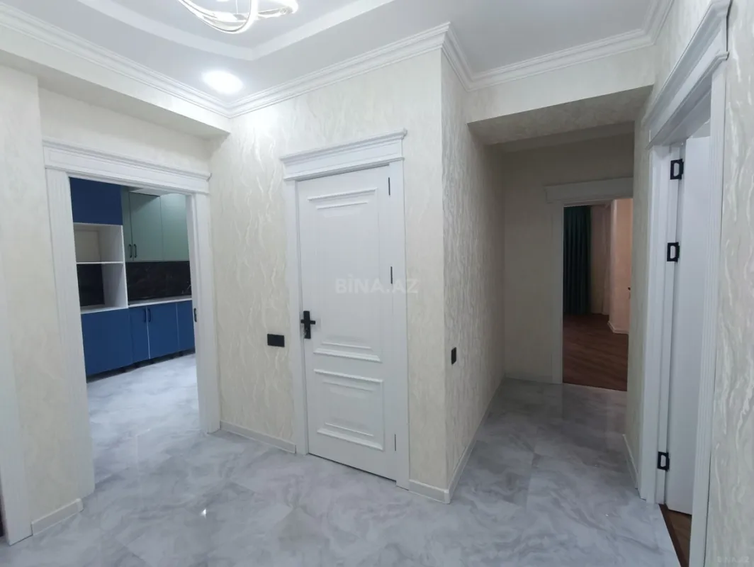 Satılır 3 otaqlı mənzil 105 m²