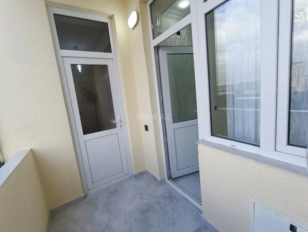 Satılır 3 otaqlı mənzil 105 m²