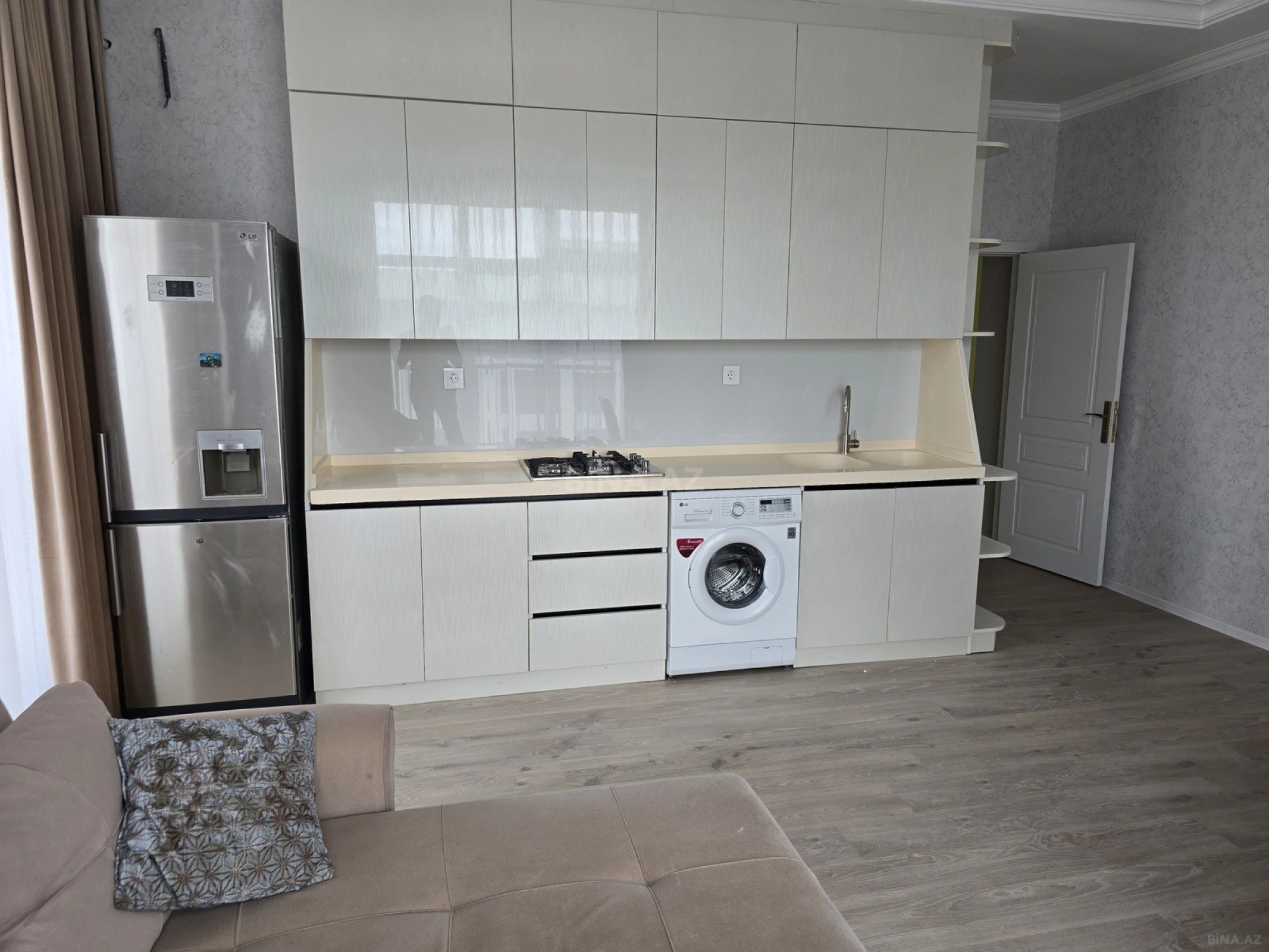 Kirayə verilir 3 otaqlı mənzil 75 m²