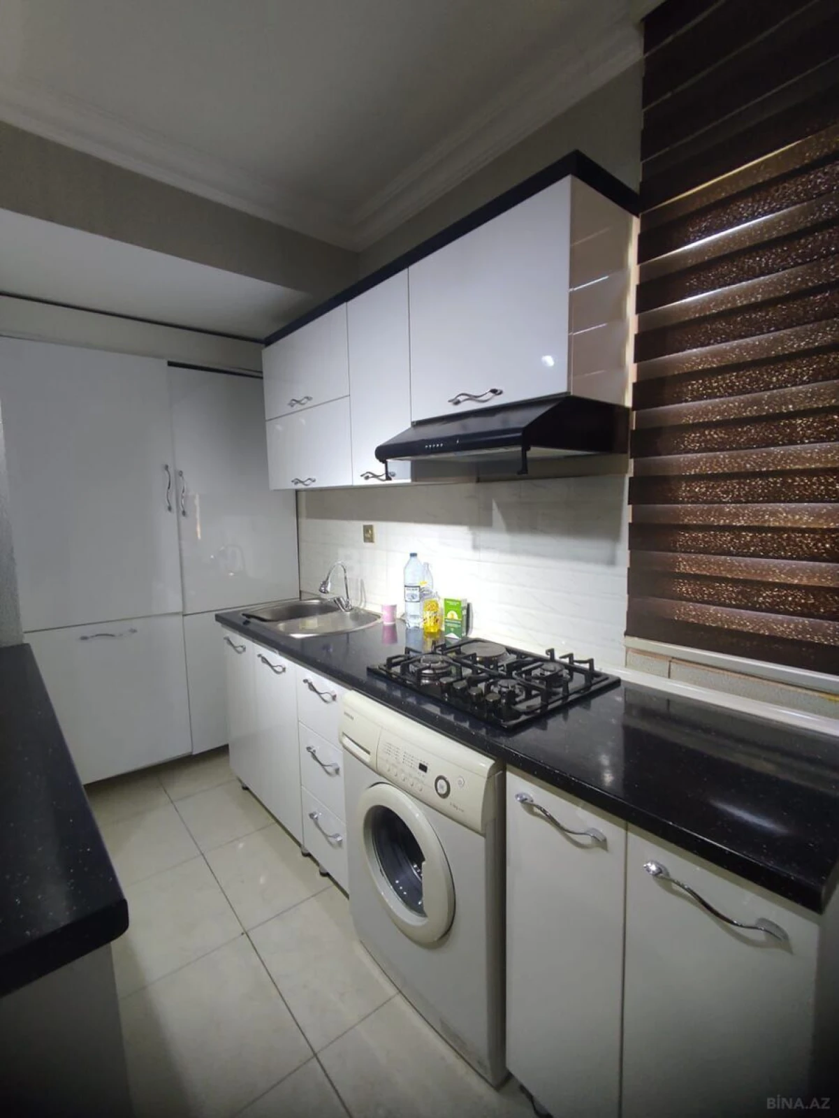 Kirayə verilir 2 otaqlı mənzil 56 m²