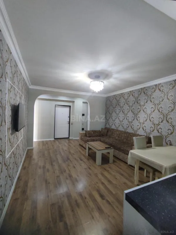 Kirayə verilir 2 otaqlı mənzil 56 m²
