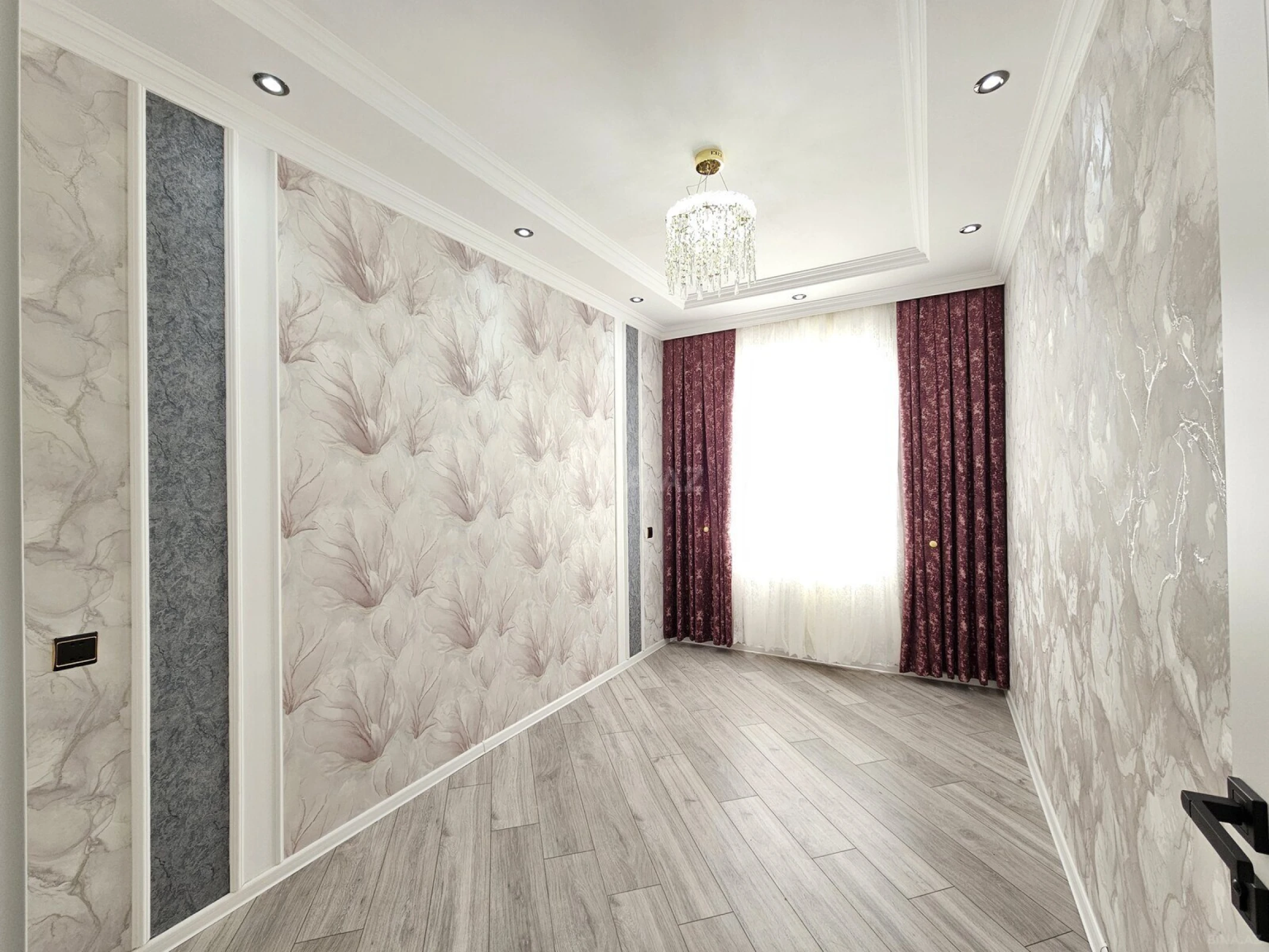 Satılır 2 otaqlı mənzil 55 m²