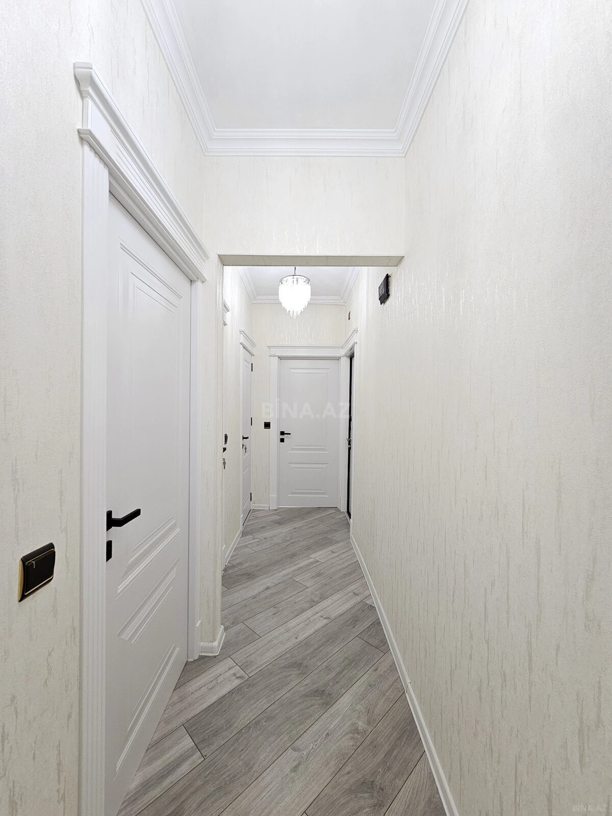 Satılır 2 otaqlı mənzil 55 m²