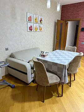 Kirayə verilir 3 otaqlı mənzil 120 m²