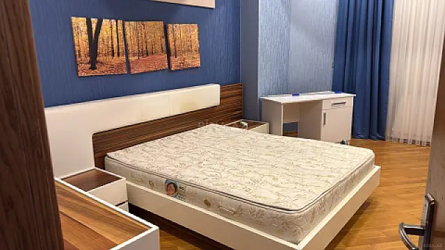 Kirayə verilir 3 otaqlı mənzil 120 m²