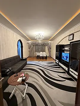 Satılır 2 otaqlı mənzil 81 m²