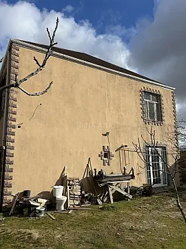 Satılır 6 otaqlı həyət evi 200 m²