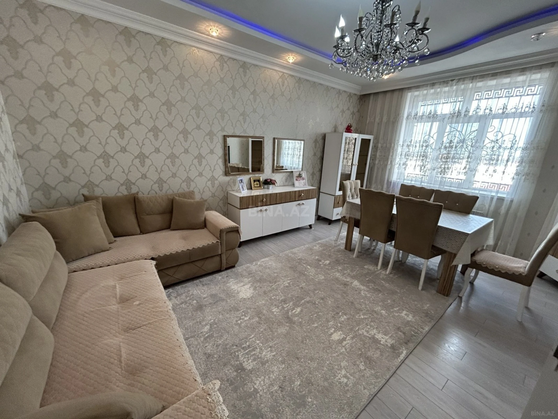 Satılır 6 otaqlı həyət evi 200 m²