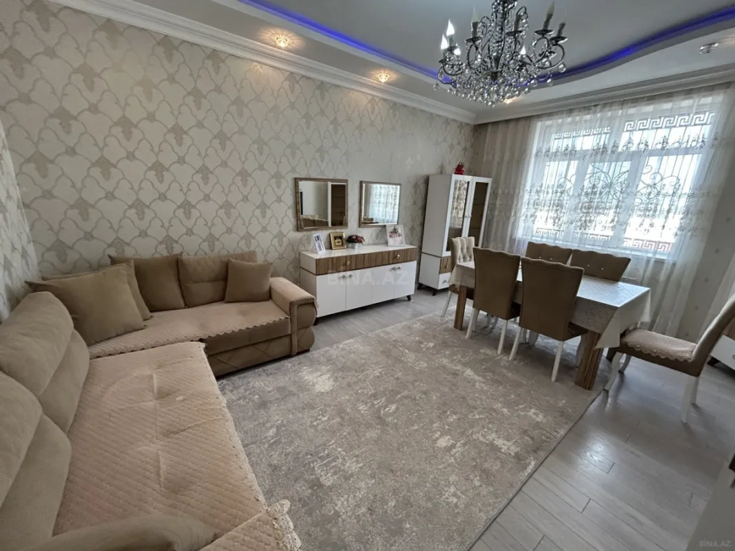 Satılır 6 otaqlı həyət evi 200 m²
