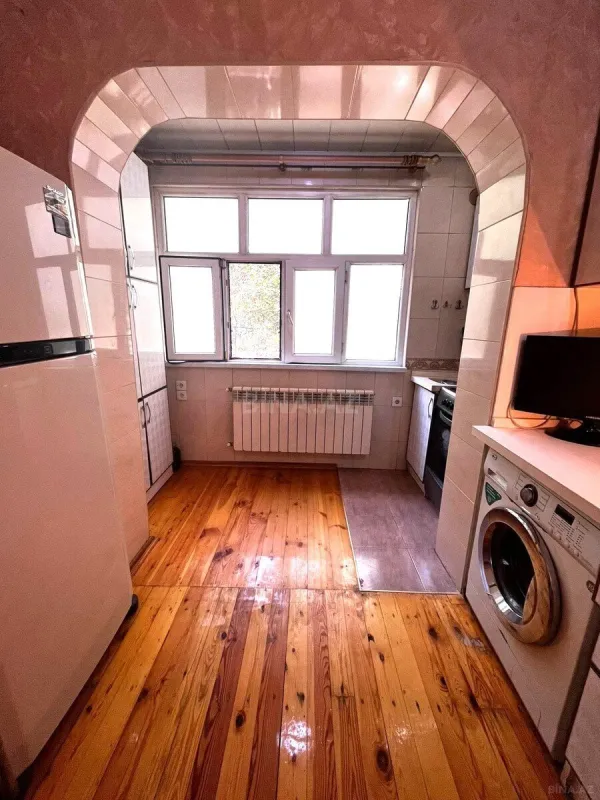 Satılır 2 otaqlı mənzil 65 m²
