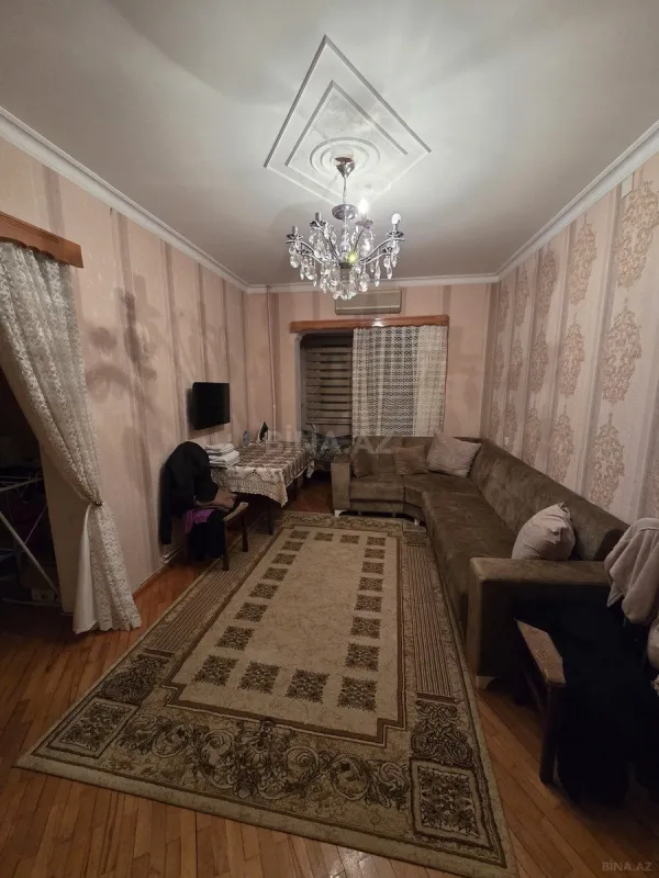 Satılır 2 otaqlı mənzil 65 m²