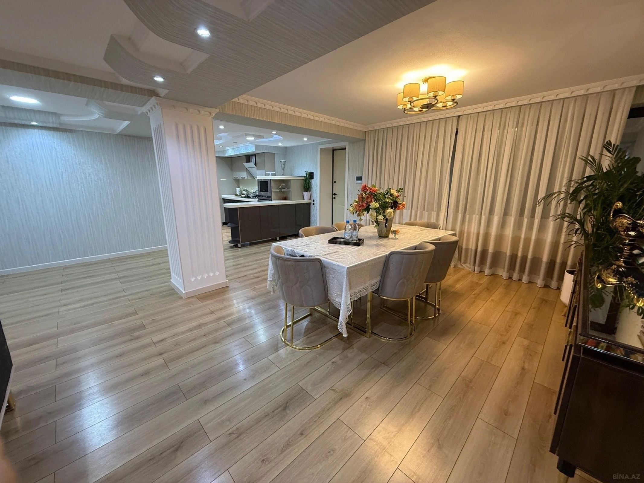 Satılır 7 otaqlı həyət evi 440 m²