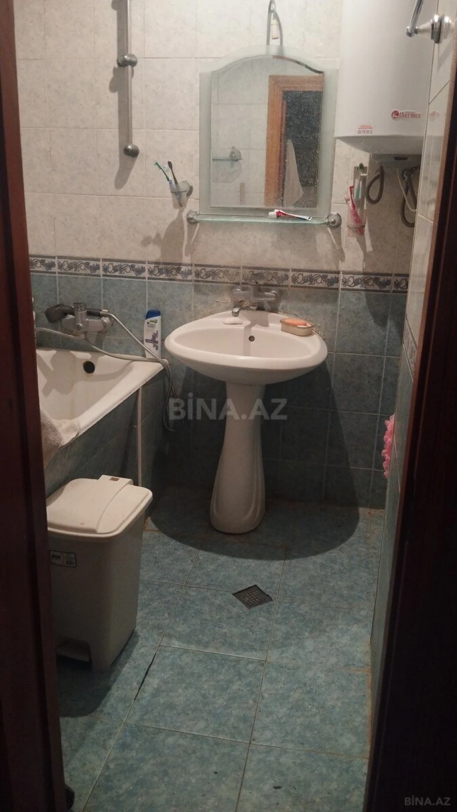 Satılır 4 otaqlı mənzil 85 m²