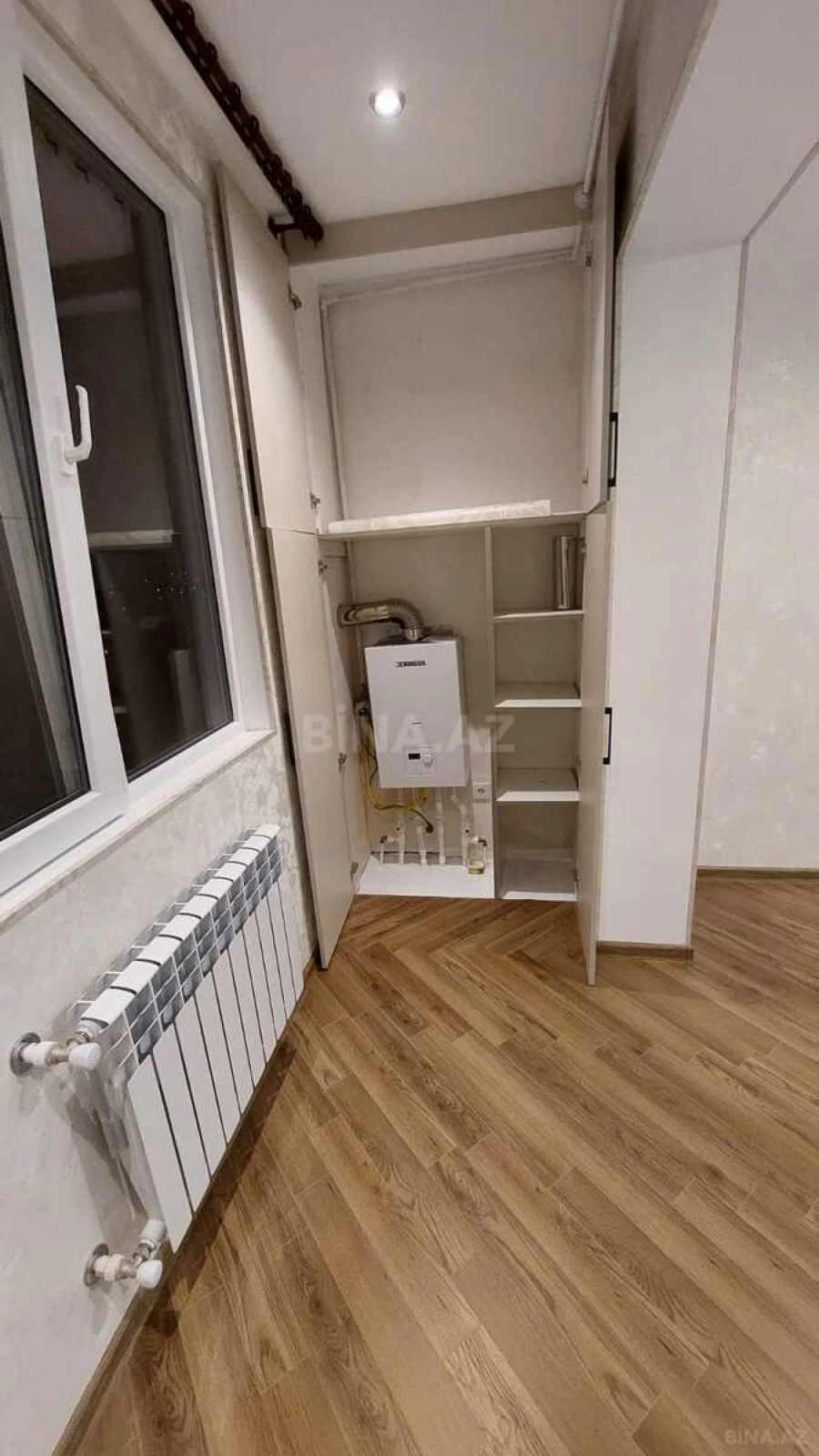 Satılır 2 otaqlı mənzil 70 m²
