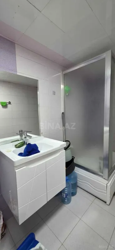 Satılır 2 otaqlı mənzil 67 m²