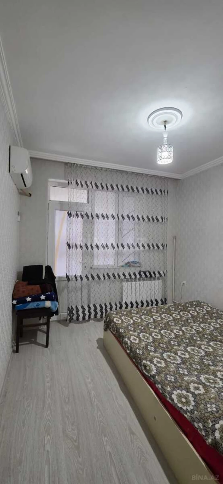 Satılır 2 otaqlı mənzil 67 m²