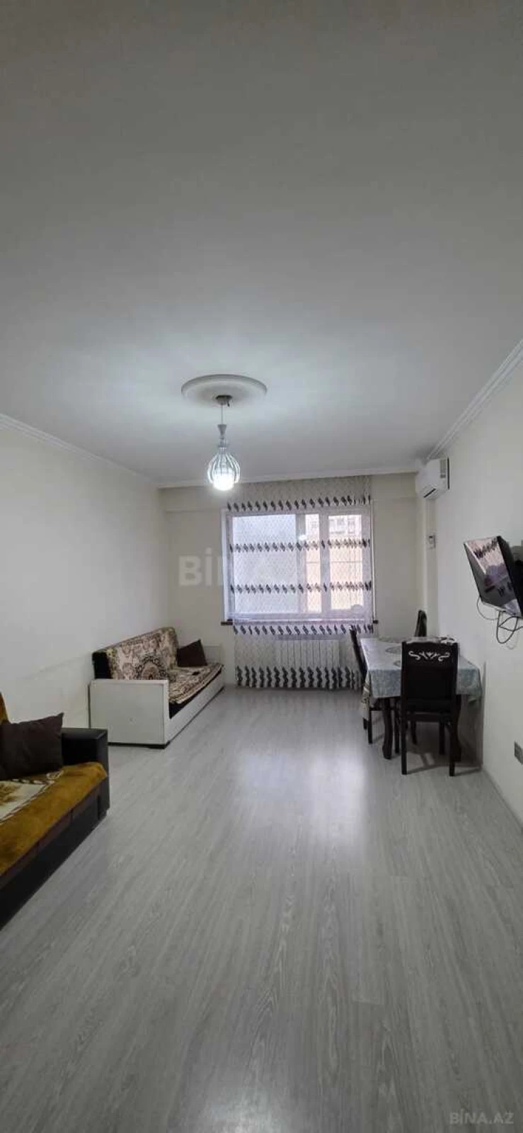 Satılır 2 otaqlı mənzil 67 m²