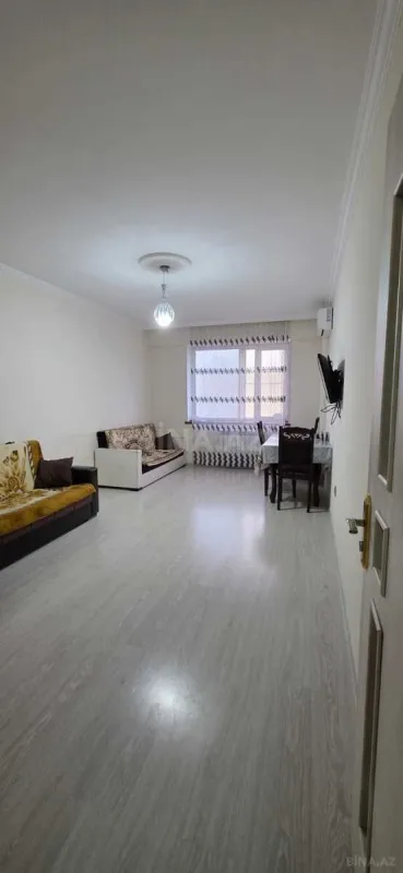 Satılır 2 otaqlı mənzil 67 m²