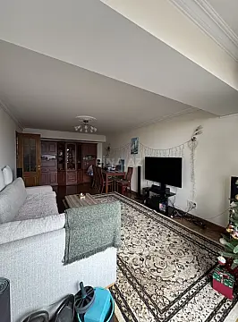 Satılır 4 otaqlı mənzil 144 m²