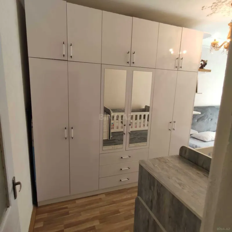 Satılır 3 otaqlı mənzil 70 m²