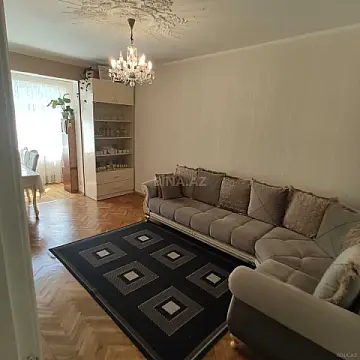 Satılır 3 otaqlı mənzil 70 m² — Bakı, Memar Əcəmi yanı 3 otaq 70.00 m²