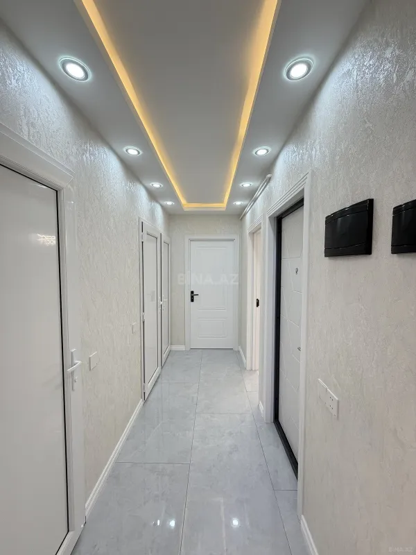 Satılır 2 otaqlı mənzil 65 m²