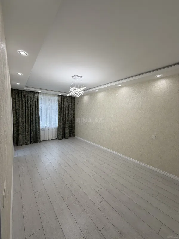 Satılır 2 otaqlı mənzil 65 m²