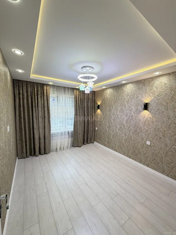 Satılır 2 otaqlı mənzil 65 m²