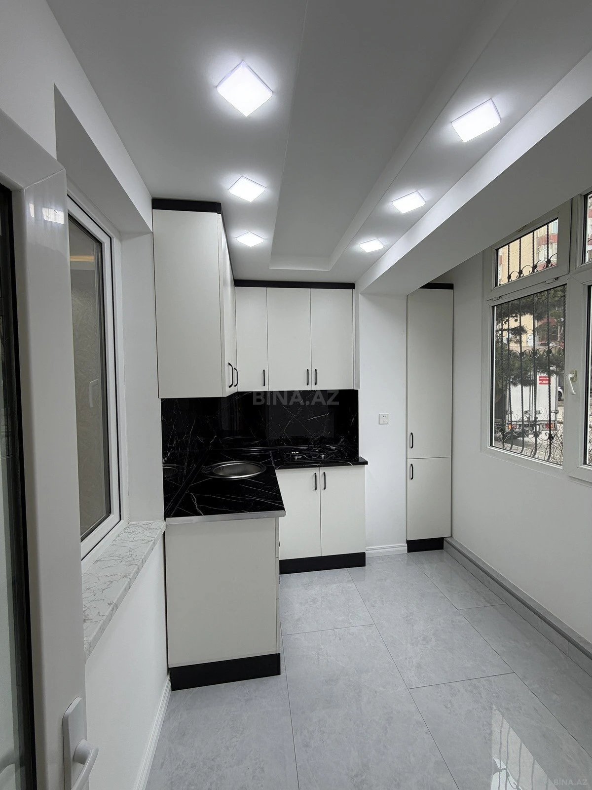Satılır 2 otaqlı mənzil 65 m²